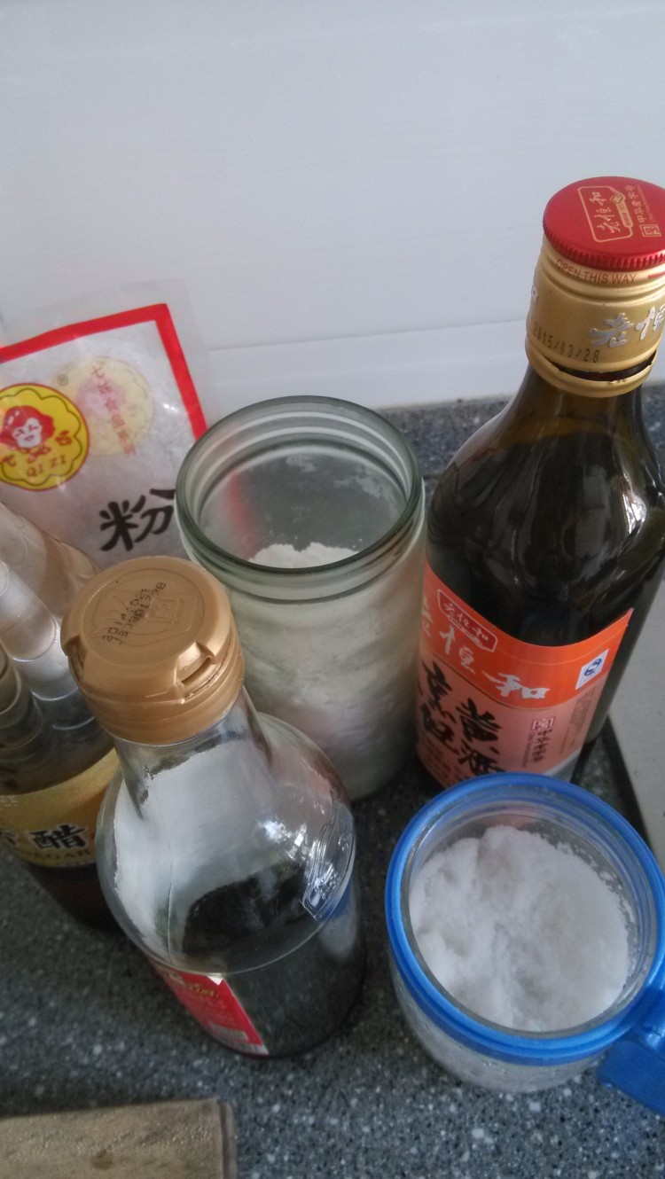 肉片白菜杆步骤1