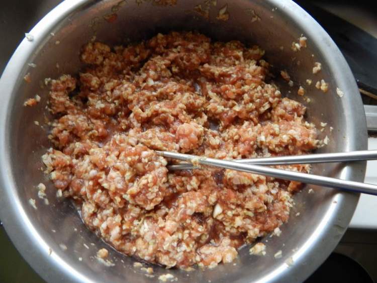 白菜猪肉煎饺步骤13