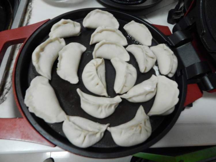 白菜猪肉煎饺步骤20