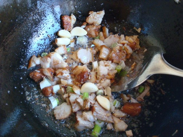 猪肉白菜粉条大烩菜步骤3