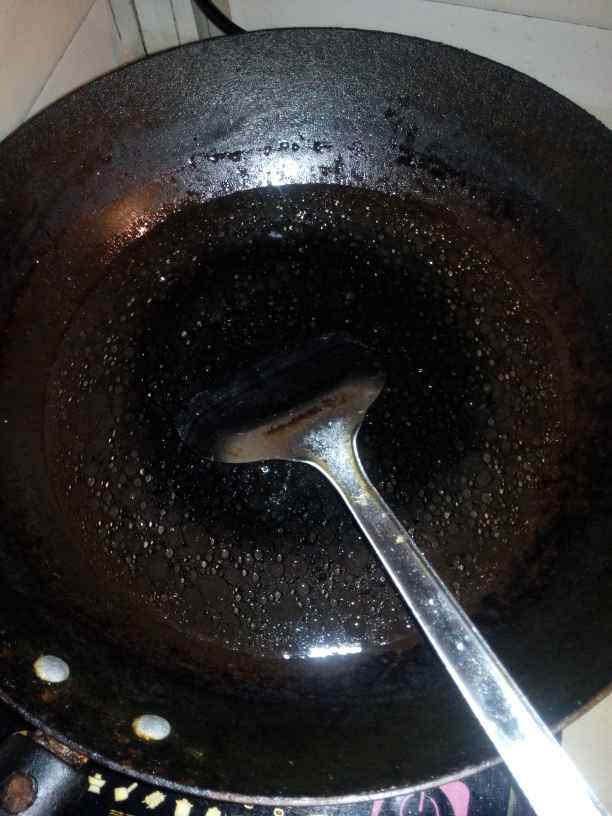白菜鸡蛋炒面步骤1