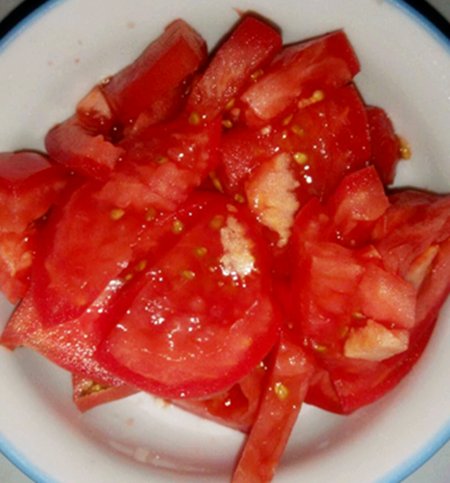 西红柿鸡蛋炒白菜步骤3