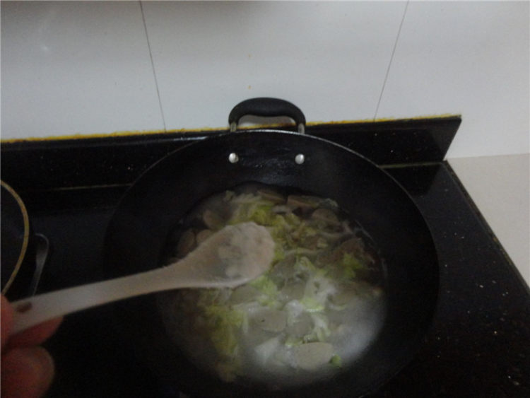 肉丸香菇汤步骤5