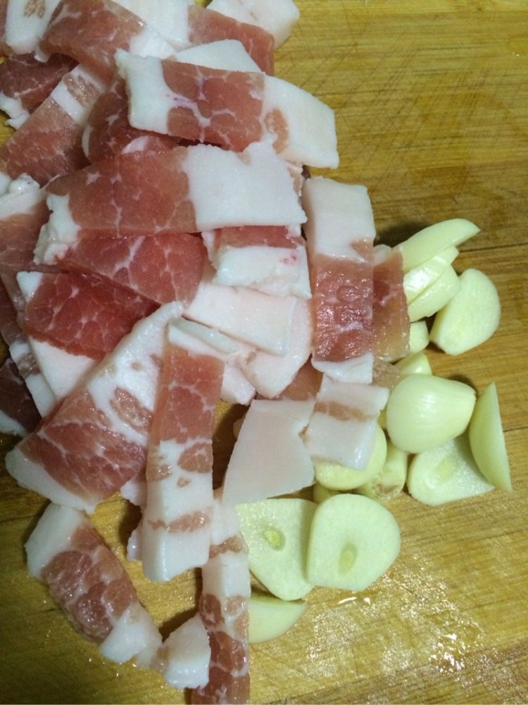 醋溜白菜炒肉步骤2