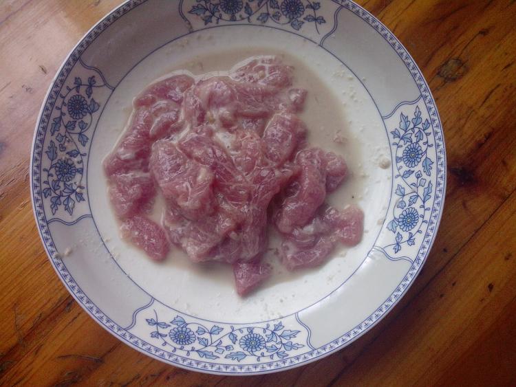 白菜肉片汤步骤4