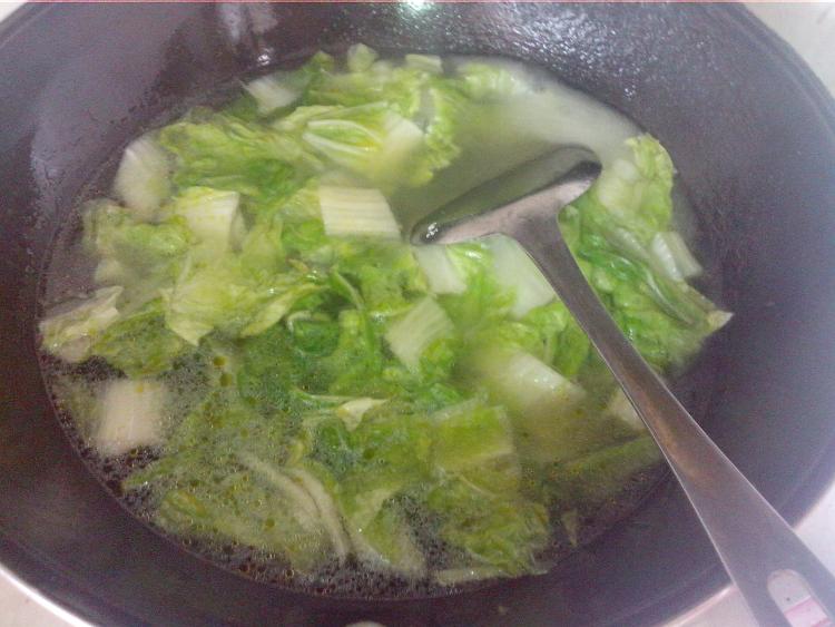 白菜肉片汤步骤8