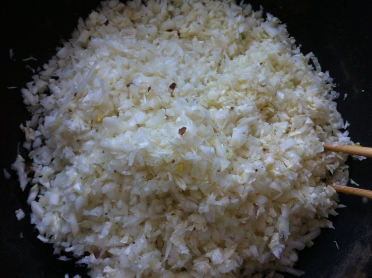 香菇白菜熟肉蒸饺步骤5
