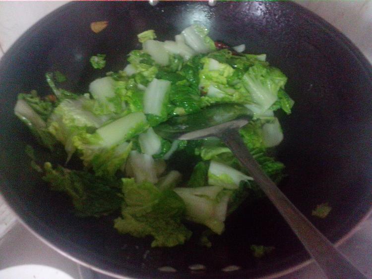 辣炒散白菜步骤7