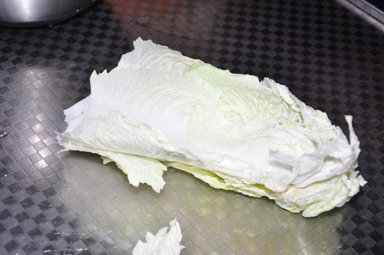 肉丸黑白菜步骤1