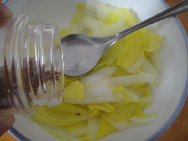 响油白菜步骤9