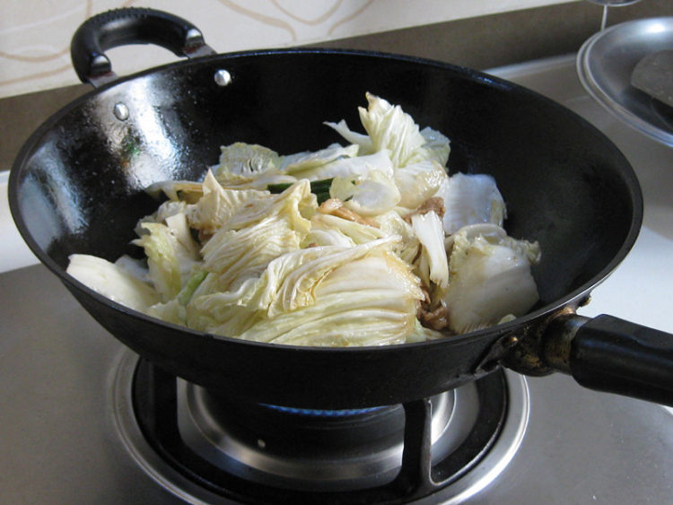 肉丝白菜步骤10