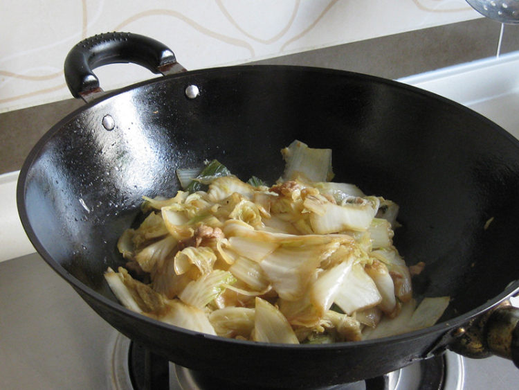 肉丝白菜步骤13