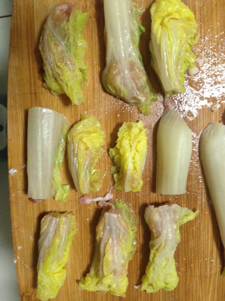 猪肉白菜卷步骤4