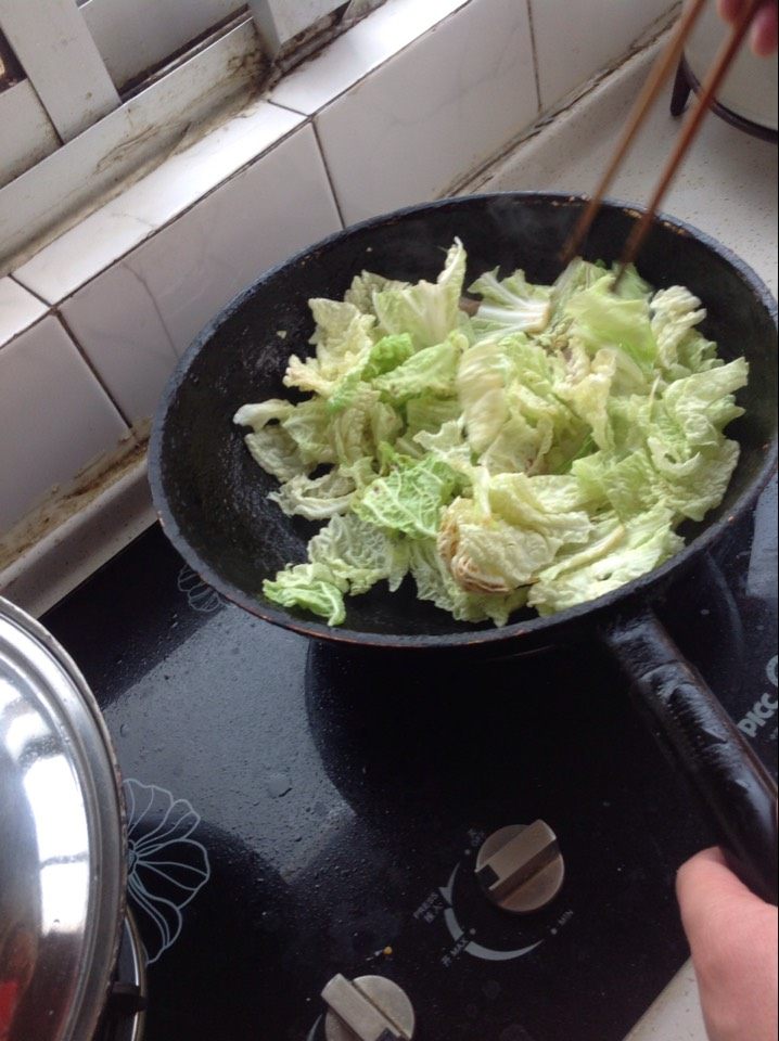 猪肉白菜小格扎步骤11