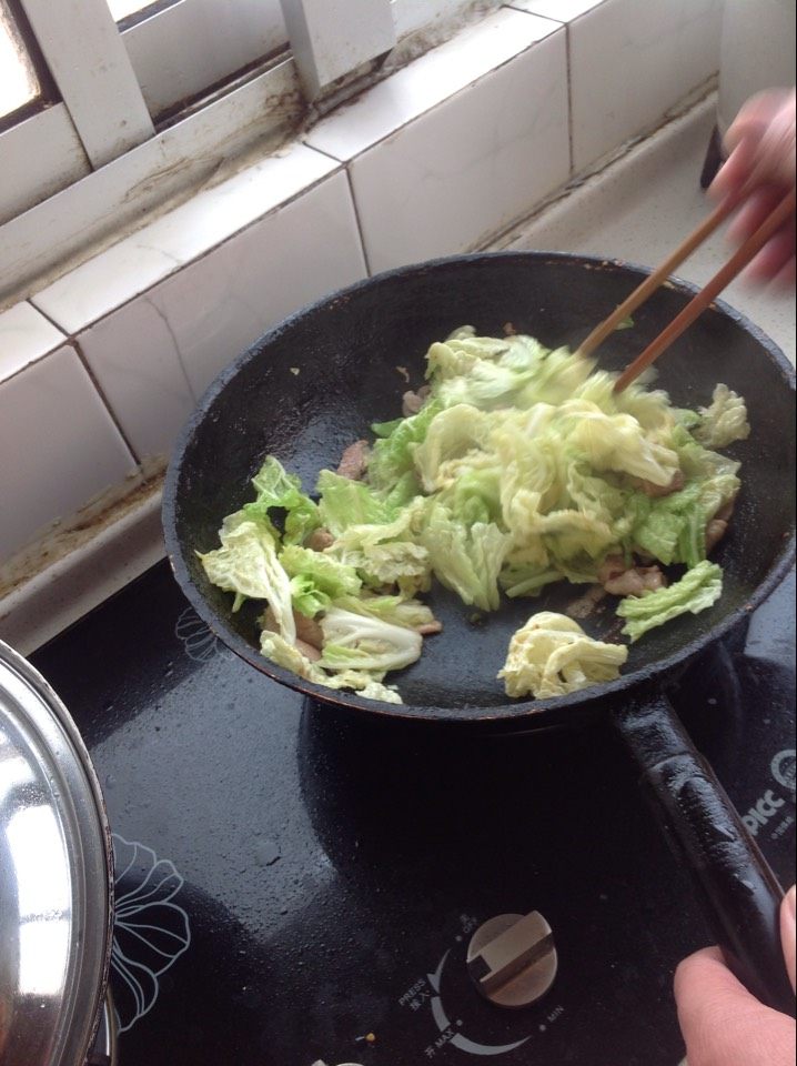 猪肉白菜小格扎步骤12
