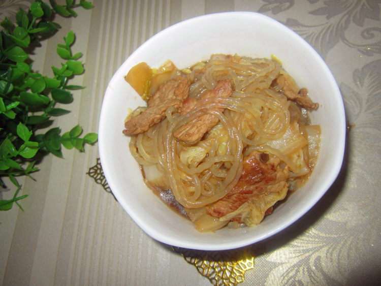 白菜粉条肉片步骤11
