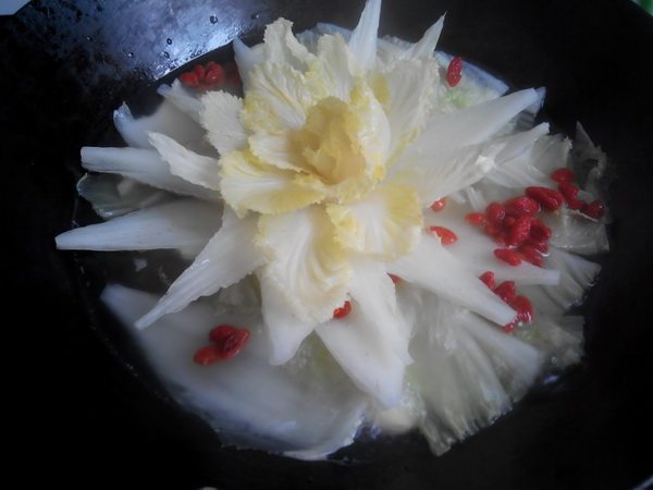 莲花白菜步骤9