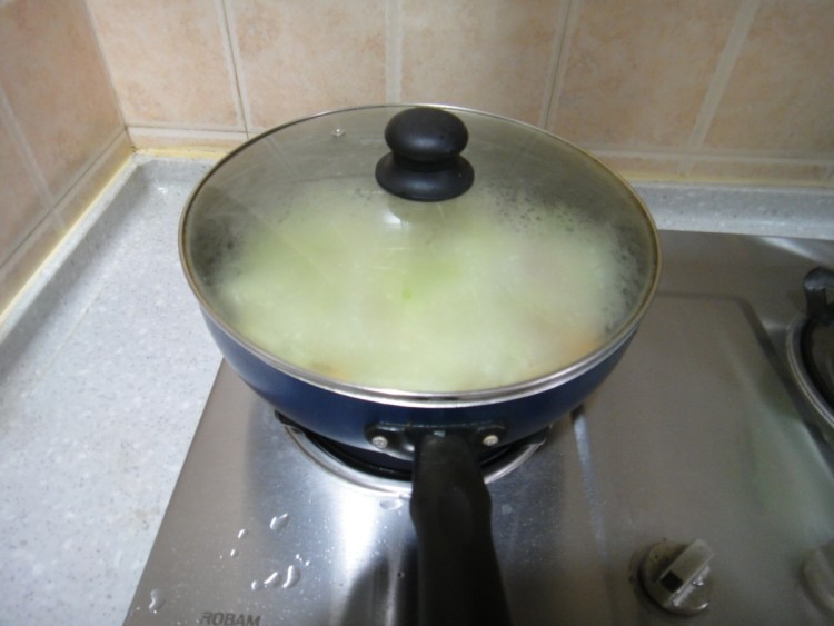 西红柿白菜炒豆腐步骤6