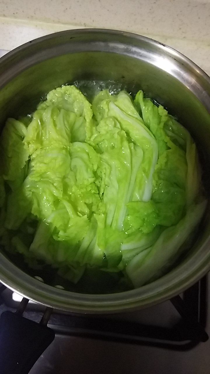 翡翠白菜卷步骤2