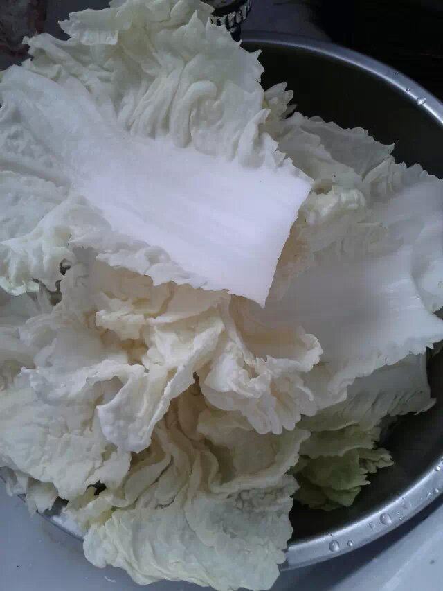 醋炝白菜帮步骤1