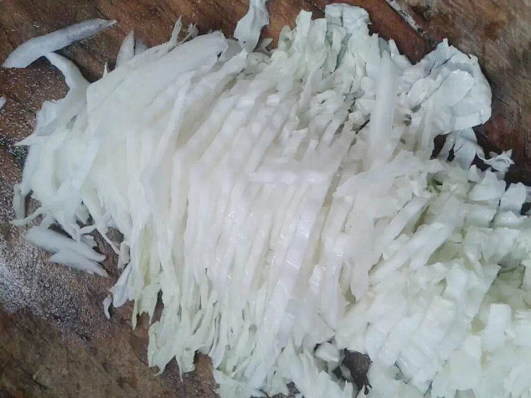 醋炝白菜帮步骤2