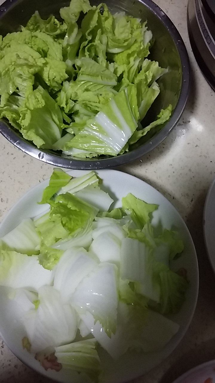 香辣炒白菜步骤1