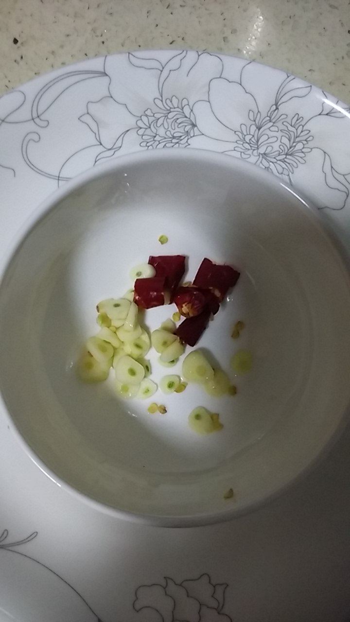 香辣炒白菜步骤2