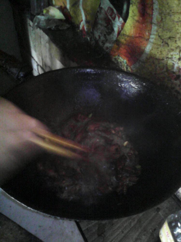 肉炒白菜步骤3