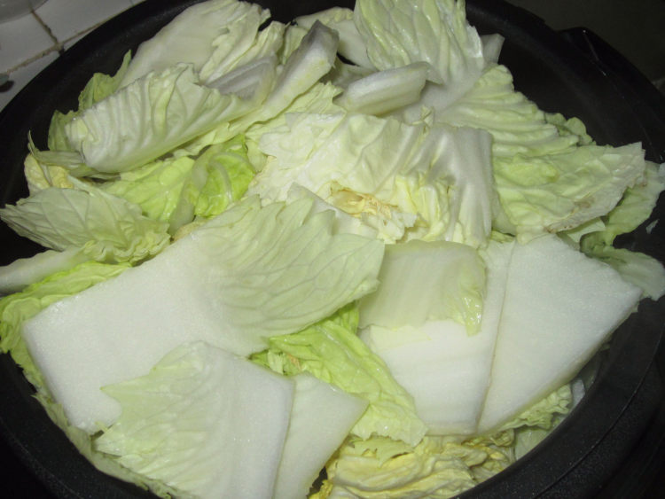 酱焖白菜猪骨步骤7