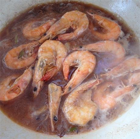油焖虾烩白菜步骤9