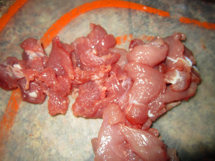 蚝油肉片白菜步骤2