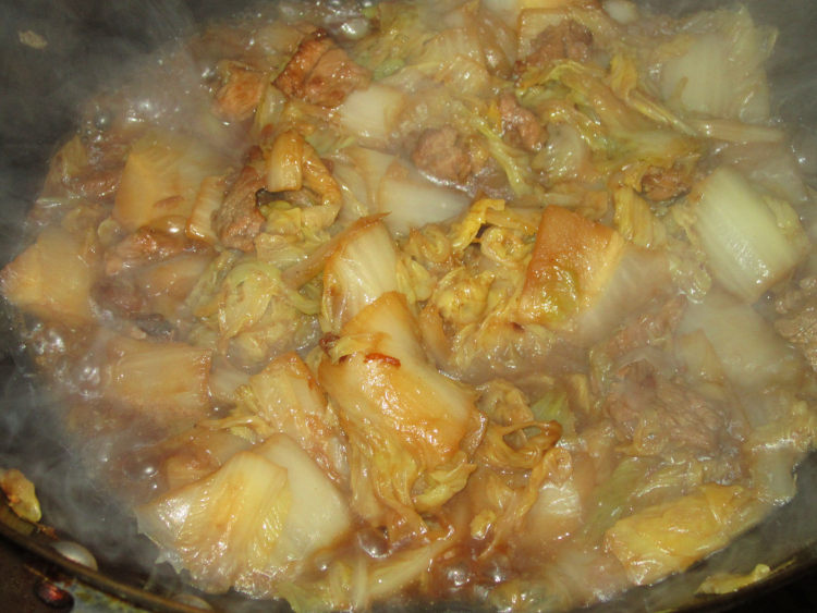蚝油肉片白菜步骤9