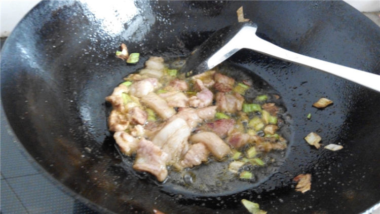 东北白菜炖干豆腐步骤5