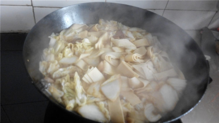 东北白菜炖干豆腐步骤11