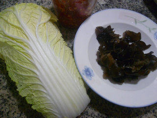 炝炒黑白菜步骤1