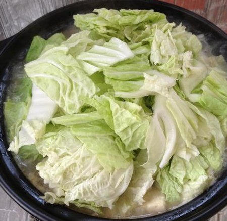 大骨汤汆白肉豆腐汤步骤9
