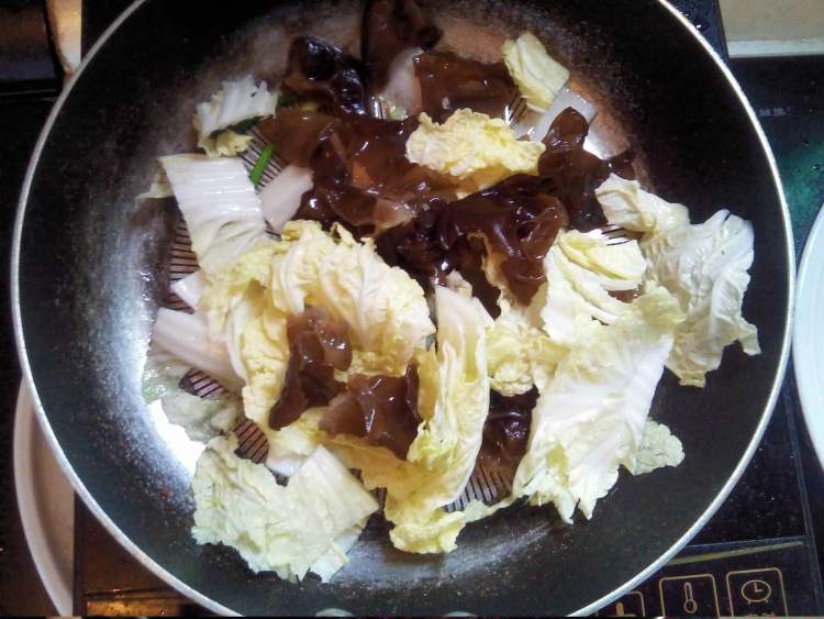 豆腐黑白菜步骤7