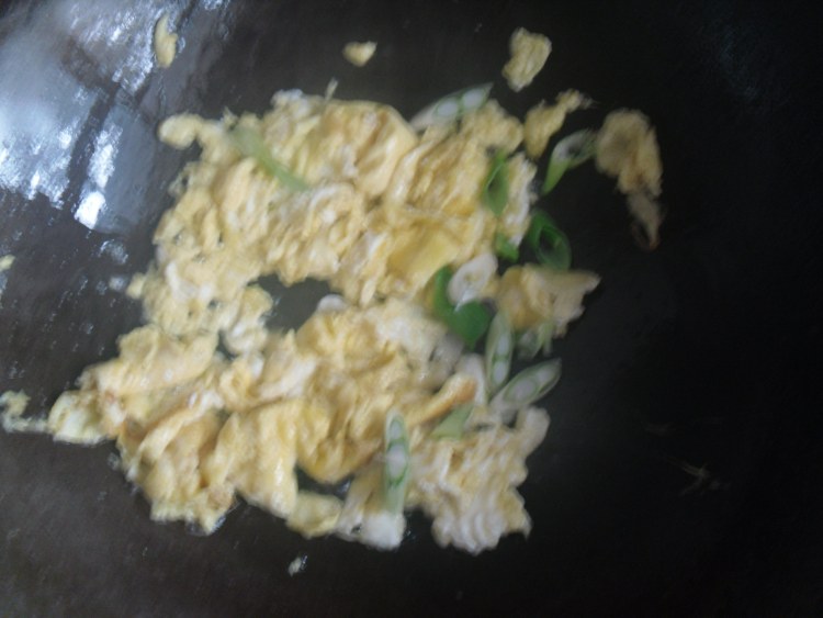 白菜蛋炒饭步骤3