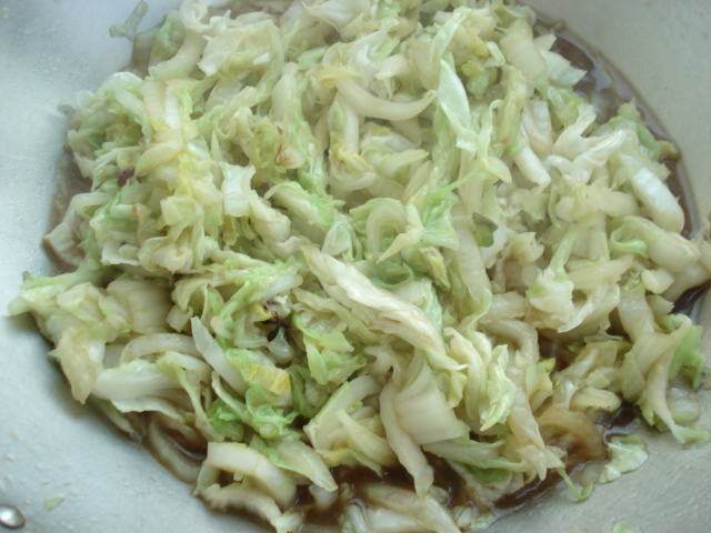 小炒白菜丝步骤6