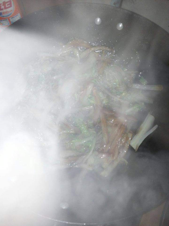 素炒白菜丝步骤5