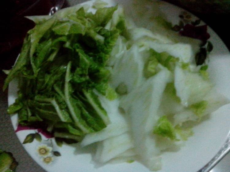农家白菜炒土豆片步骤2