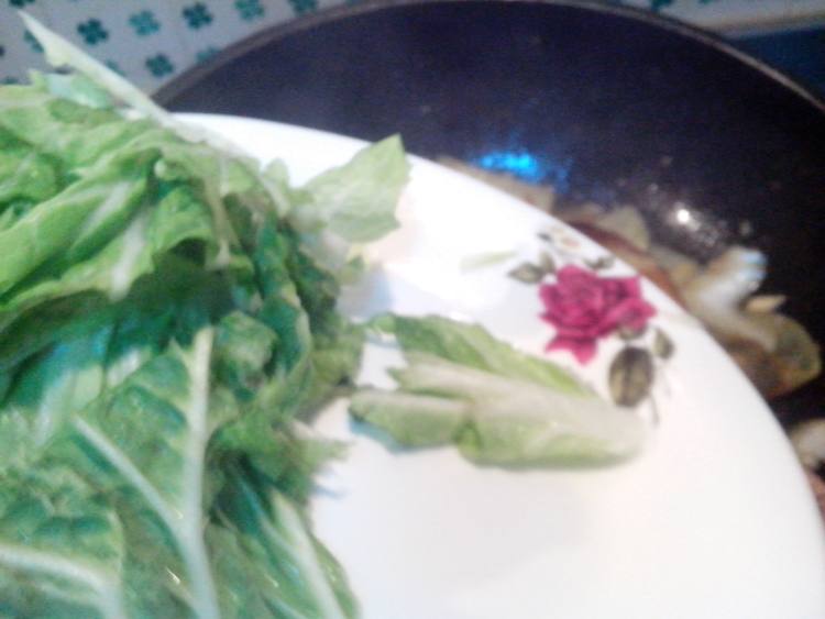 农家白菜炒土豆片步骤9
