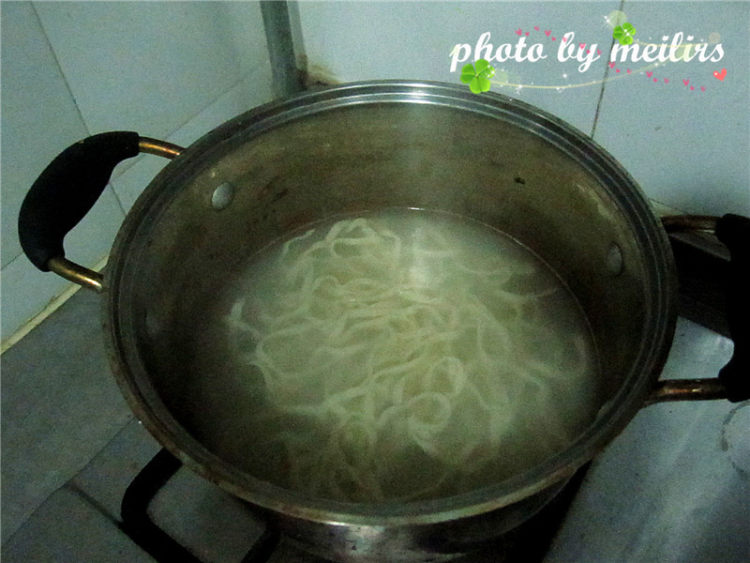 白菜清汤馄饨面步骤9