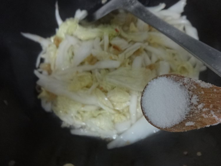 酸辣大白菜步骤6