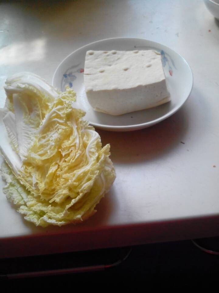 白菜煎豆腐步骤1