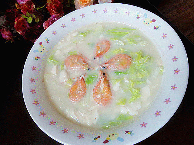 白菜豆腐鲜虾汤步骤7