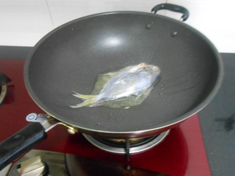 白菜煮鱼步骤4