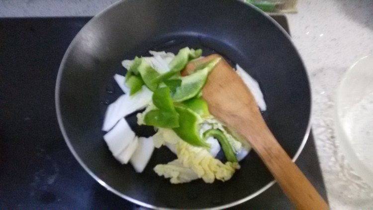 青椒炒白菜步骤15