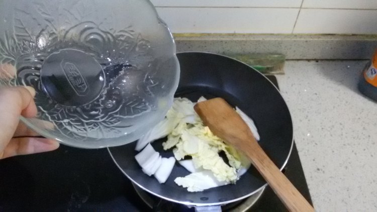 青椒炒白菜步骤13