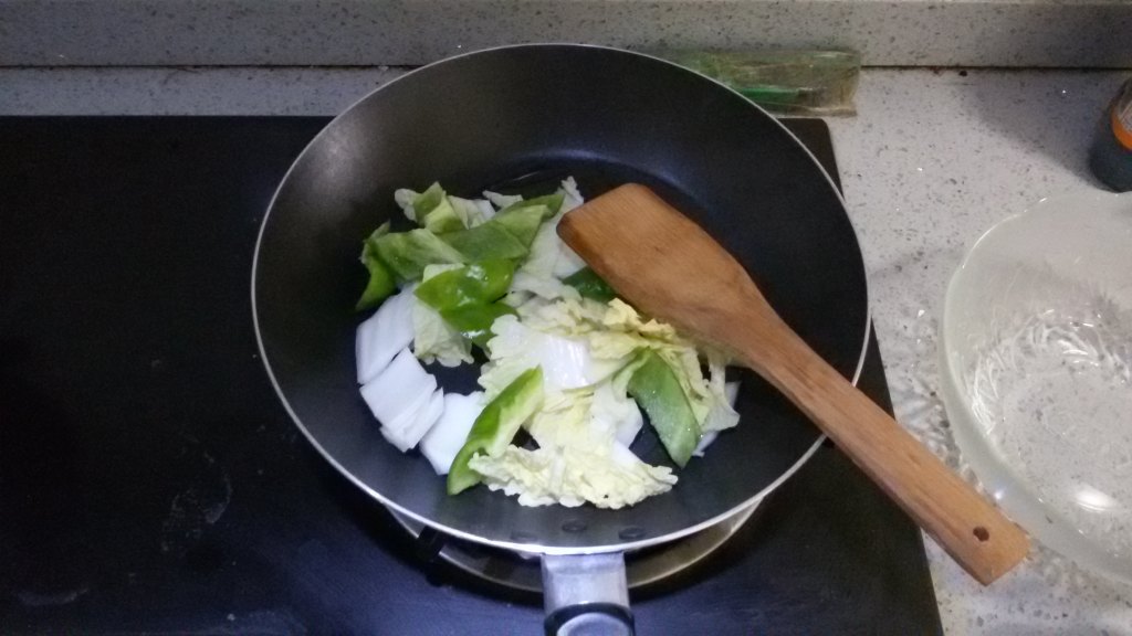 青椒炒白菜步骤16